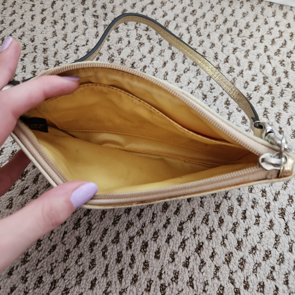 Coach Poppy "Made For Me By Coach's Gold Wristlet - Picture 5 of 6
